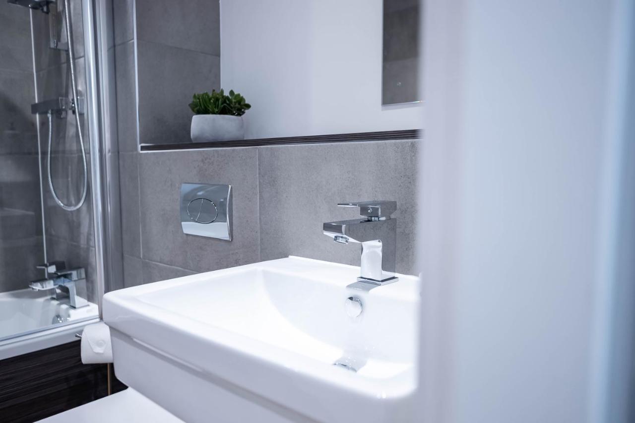Luxe Interchange Apartment Near Old Trafford - Media City - The Quays Manchester Luaran gambar